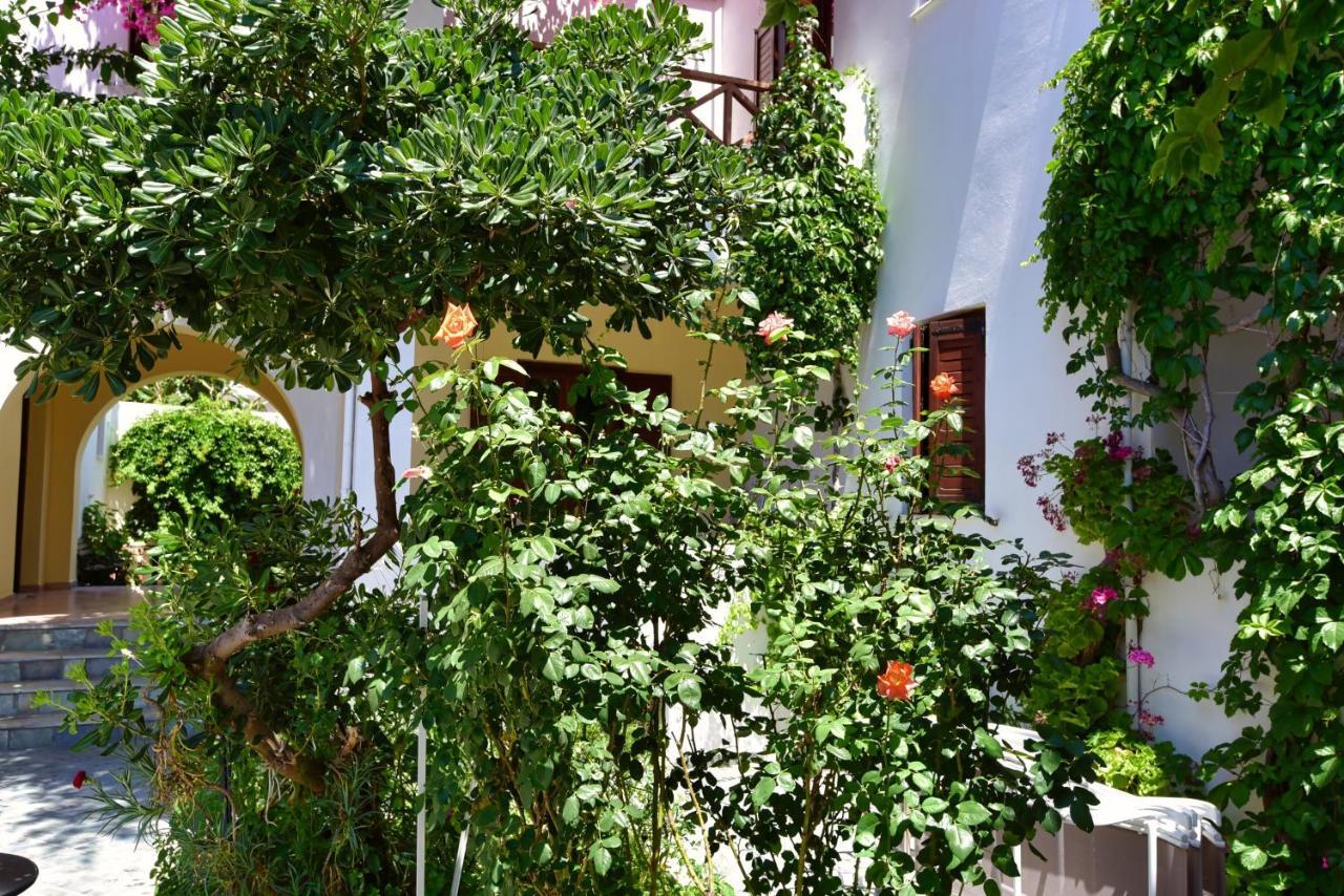 Galissas Studios Esterno foto